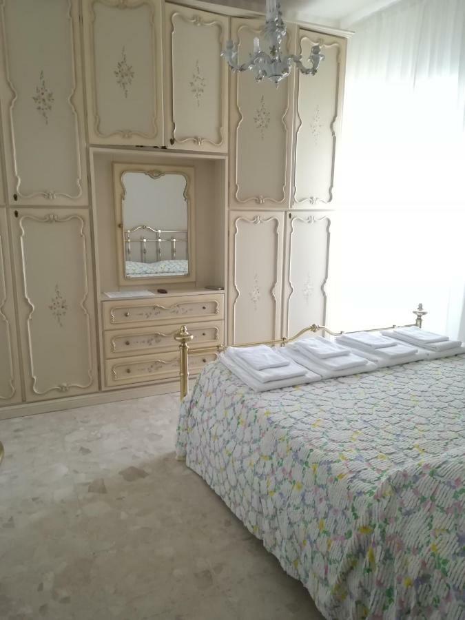 Villa Napoli Bed & Fly Extérieur photo