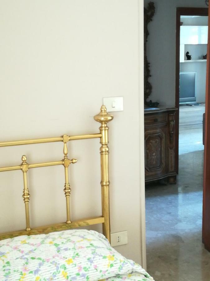 Villa Napoli Bed & Fly Extérieur photo